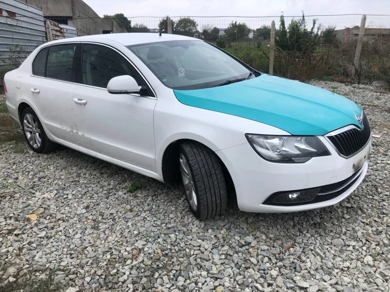 Skoda Superb 2.0 1.6 TDI, снимка 2 - Автомобили и джипове - 40418263