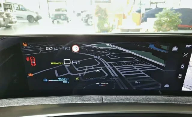 Peugeot 3008 213HP/GT/360/KLESS/ACC/AMBI/605z, снимка 13 - Автомобили и джипове - 55293375