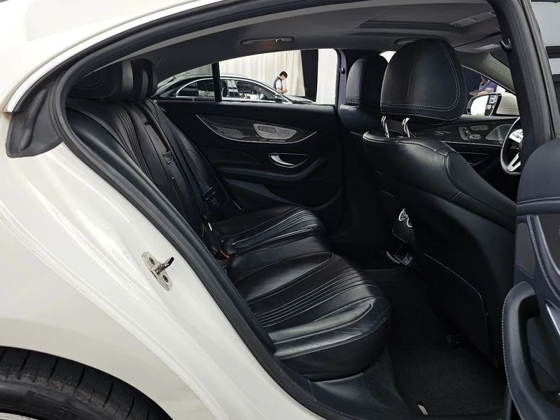 Mercedes-Benz CLS 300 * CLS* 300D* AMG* LINE* , снимка 12 - Автомобили и джипове - 55663904