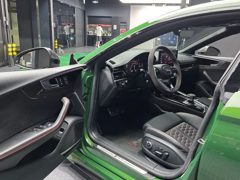 Audi Rs5 2.9 DEC Automatic, снимка 10 - Автомобили и джипове - 55781320
