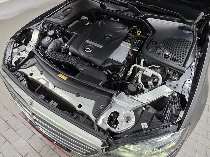 Mercedes-Benz E 300 4MATIC - САМО 30% АВАНС, снимка 6 - Автомобили и джипове - 56266487