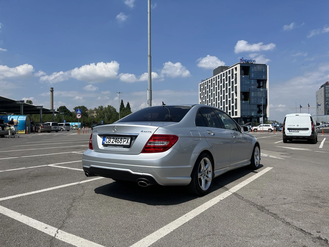 Mercedes-Benz C 300  - изображение 7
