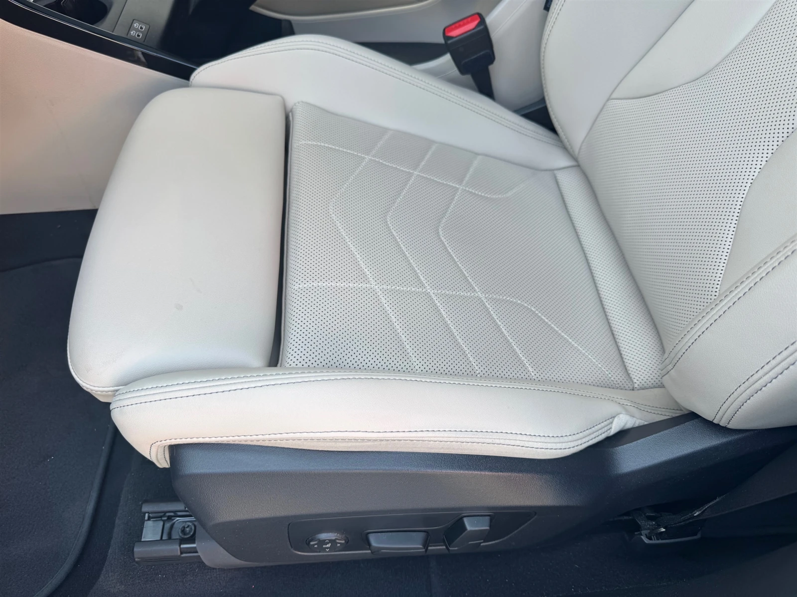 BMW 225 xDrive   | Mobile.bg   14