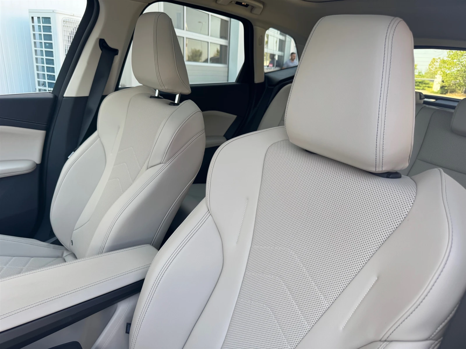 BMW 225 xDrive   | Mobile.bg   15