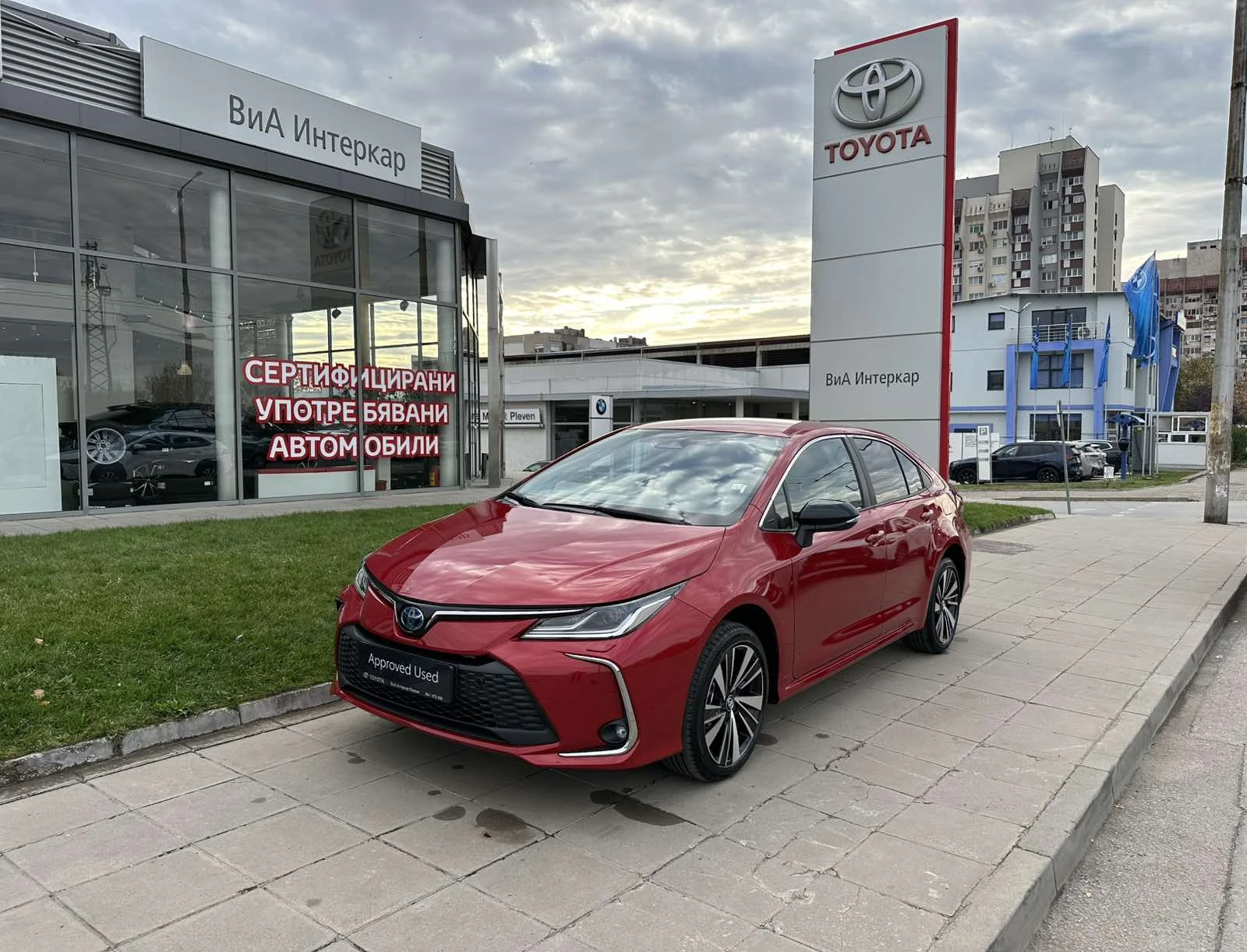 Toyota Corolla 1.8 HEV Executive Plus | Mobile.bg   1