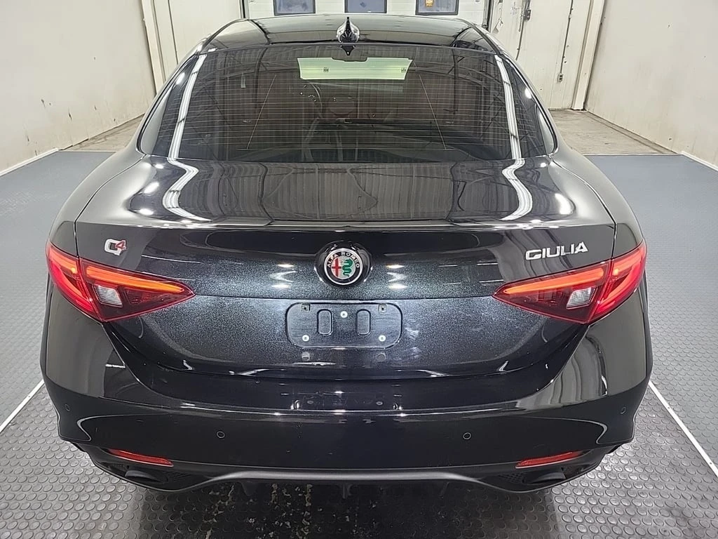 Alfa Romeo Giulia * VELOCE * CARFAX * ЦЕНА ДО БГ - изображение 5