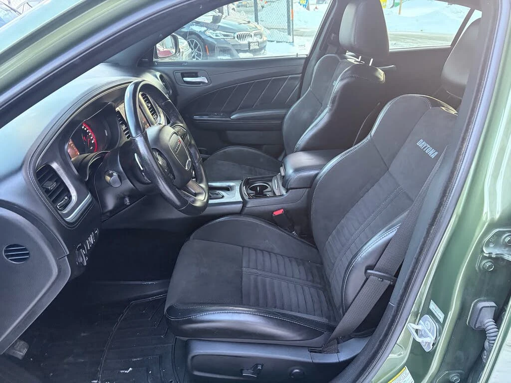 Dodge Charger * R/T* RWD* Автокредит(Цена до БГ) - изображение 8