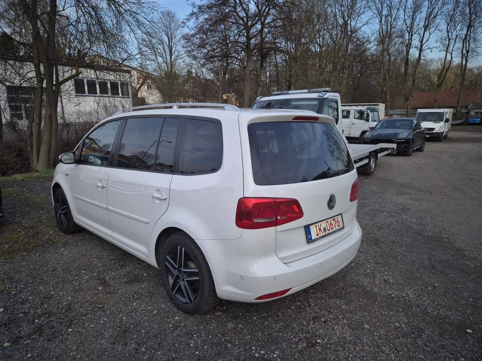 VW Touran 2.0 tdi 140к.с, снимка 4 - Автомобили и джипове - 53971555