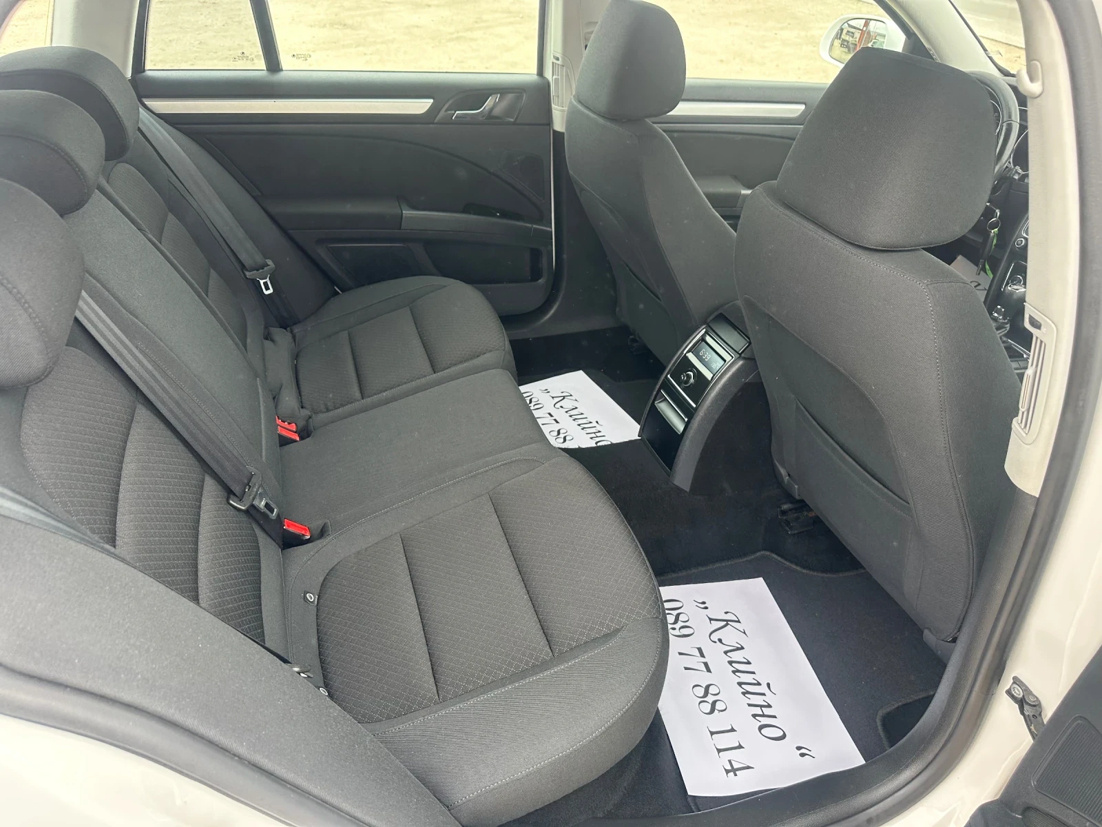 Skoda Superb Facelift!DSG!2.0tdi-140к.с.!Euro5!Xenon, снимка 15 - Автомобили и джипове - 54008439