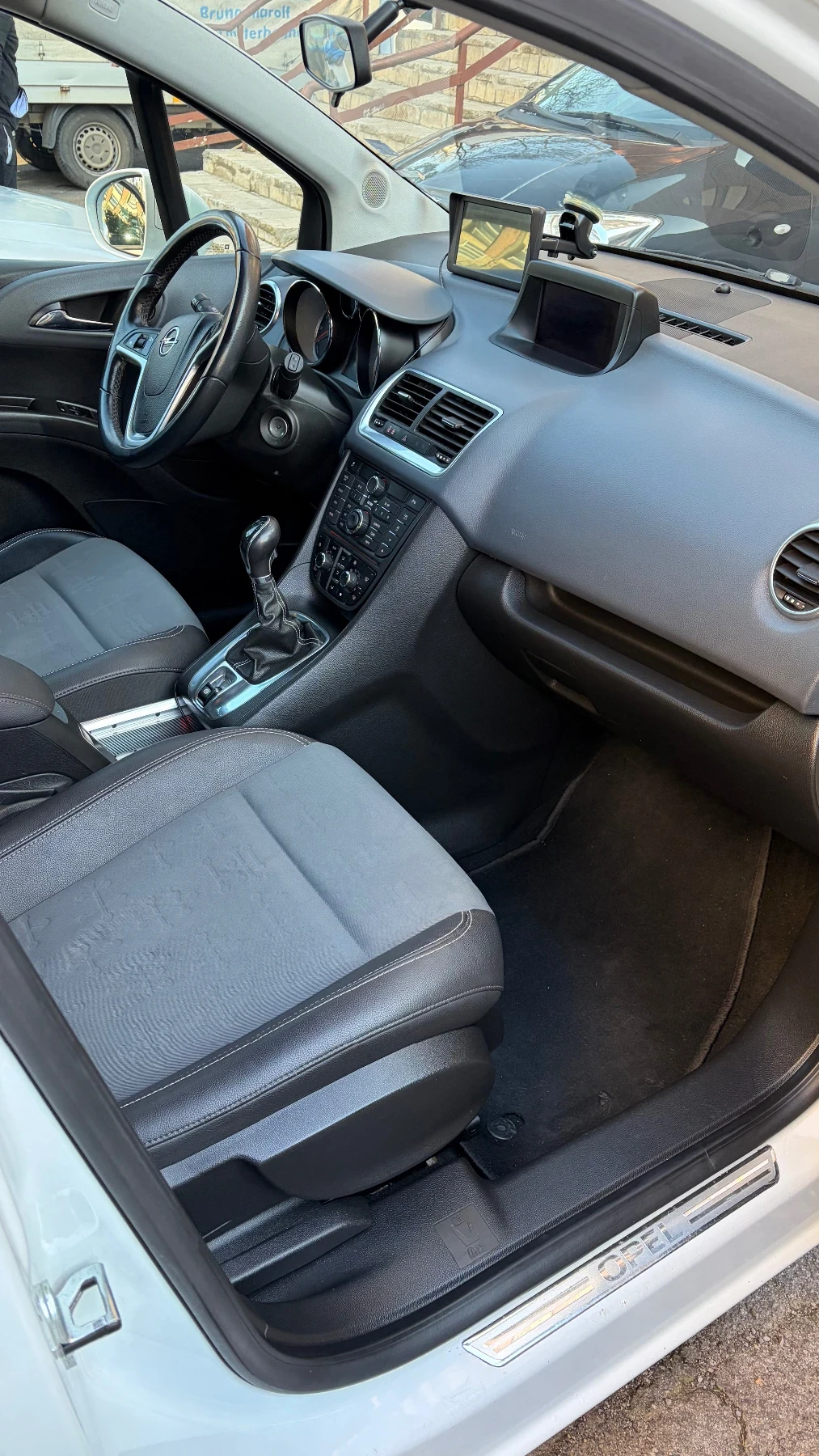 Opel Meriva 1.4 16v 120к.с. , снимка 7 - Автомобили и джипове - 54048672