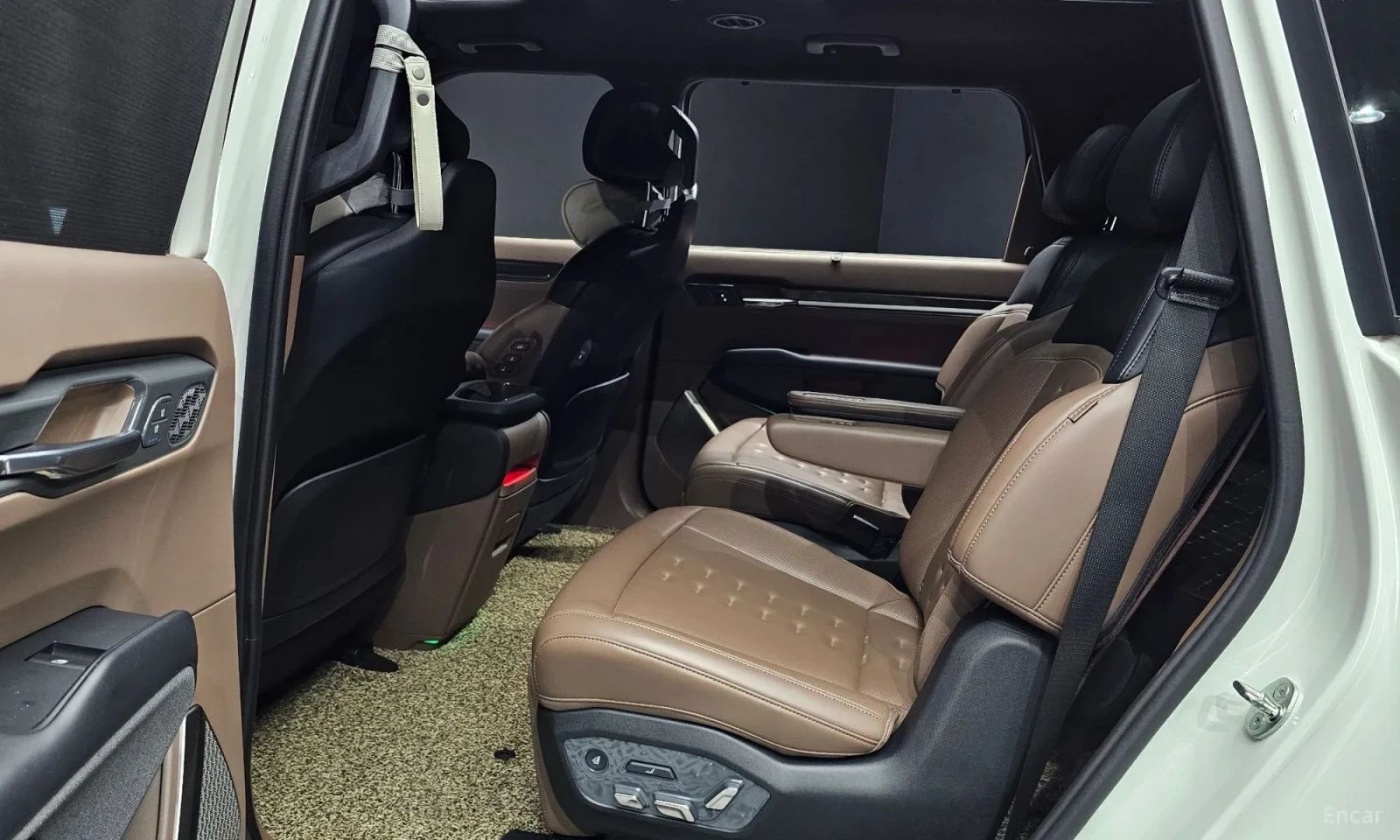 Kia EV9 FULL* UNIKAT* 50000KM!!!, снимка 12 - Автомобили и джипове - 55170496