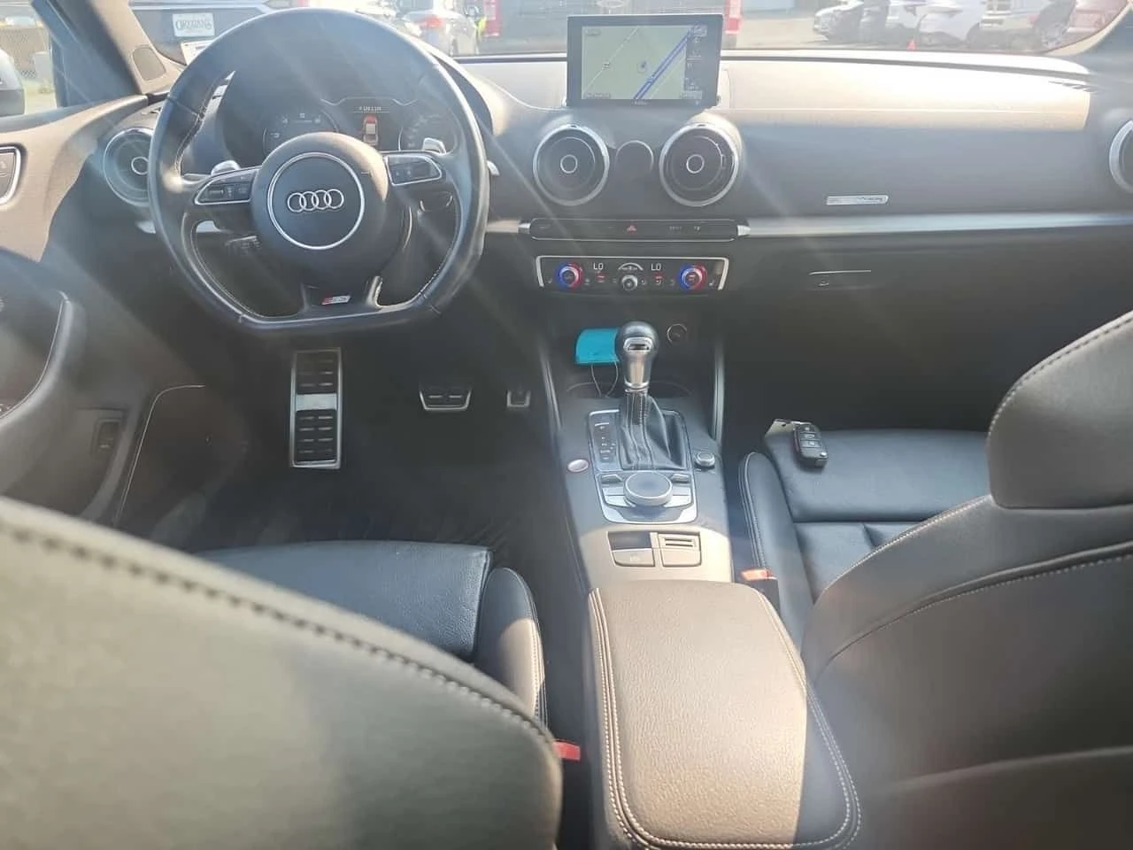 Audi S3 * 2.0T TECHNIK * CARFAX * ОПЦИЯ ЗА ФИНАНСИРАНЕ * , снимка 10 - Автомобили и джипове - 55690287