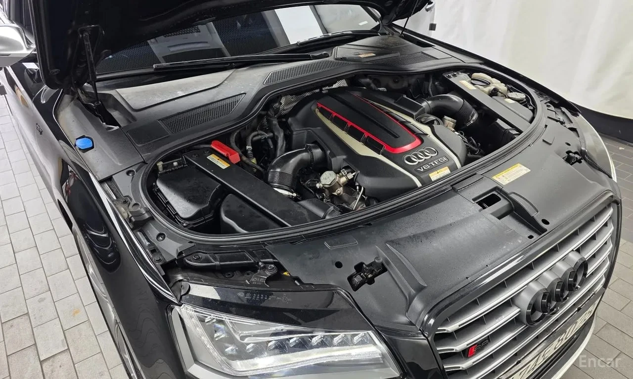 Audi S8 * ФИКСИРАНА ЦЕНА* ПОДГРЕВ* ОБДУХВАНЕ* КАРБОН, снимка 6 - Автомобили и джипове - 56114301