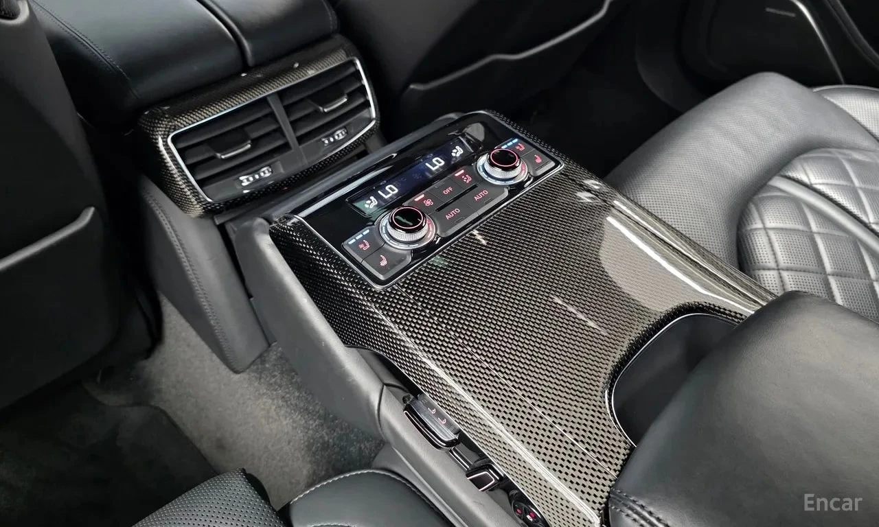 Audi S8 * ФИКСИРАНА ЦЕНА* ПОДГРЕВ* ОБДУХВАНЕ* КАРБОН, снимка 16 - Автомобили и джипове - 56114301