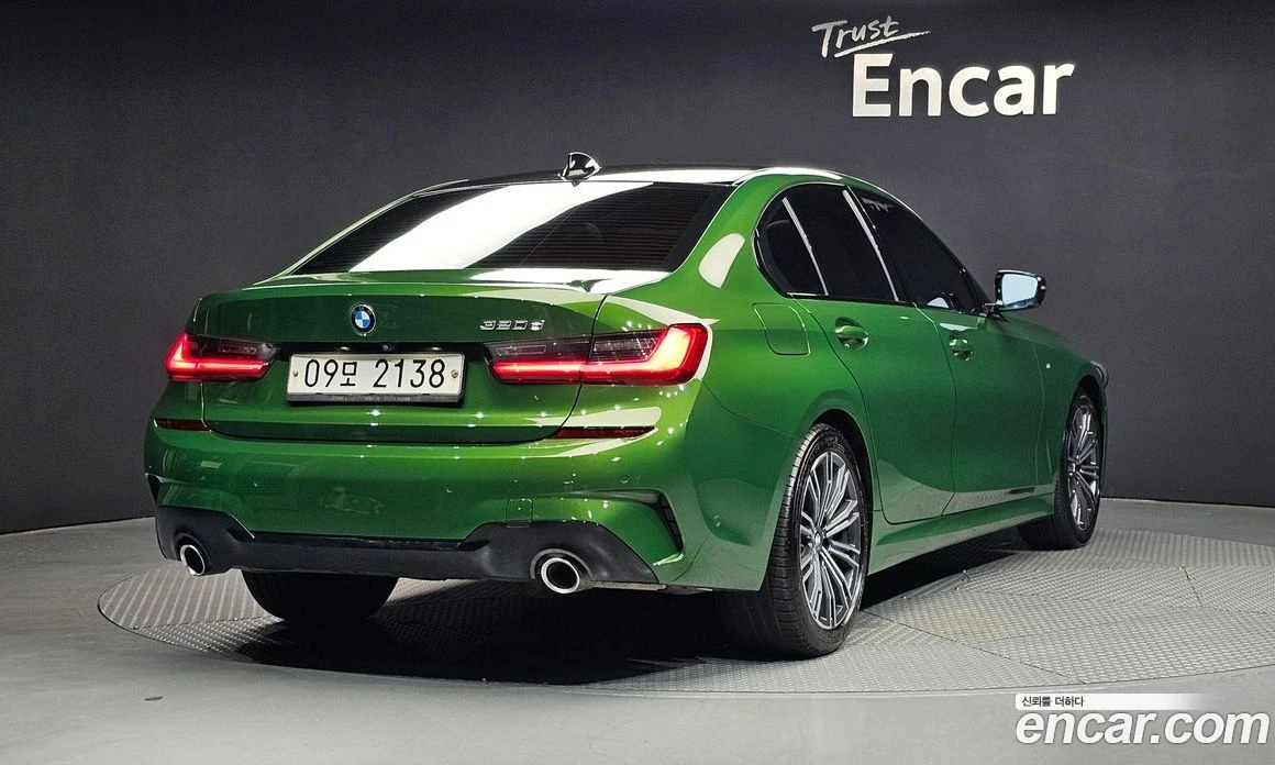 BMW 320 320d M Sport, снимка 2 - Автомобили и джипове - 56156685