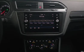VW Tiguan 2.0 TDI PREMIUM! !LANE ASIST! !KAMERИ!, снимка 12