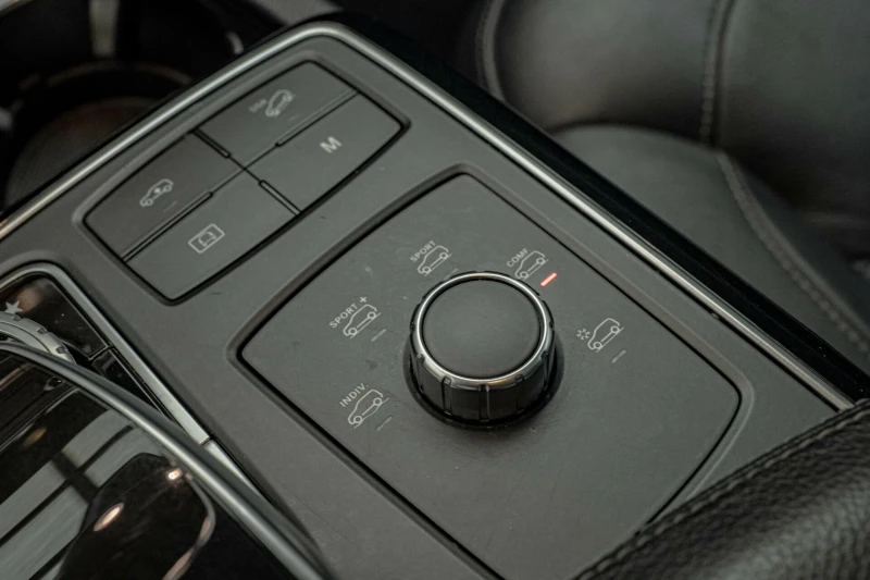 Mercedes-Benz GLE 500 Coupe/V8/AMG/4Matic/Камера/Harman Kardon/Подгрев, снимка 10 - Автомобили и джипове - 51173308