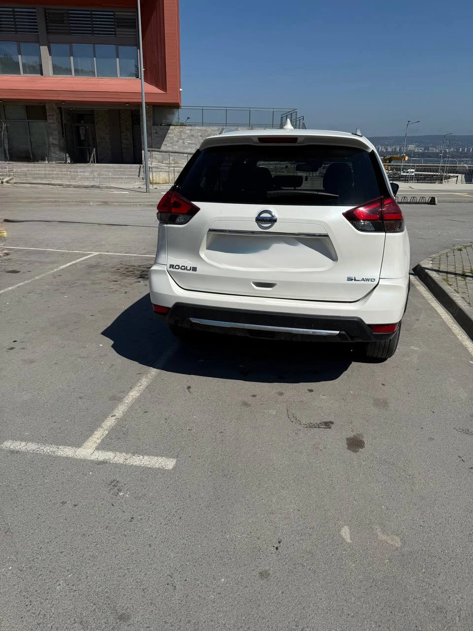 Nissan Rogue SL AWD(4* 4) - изображение 2