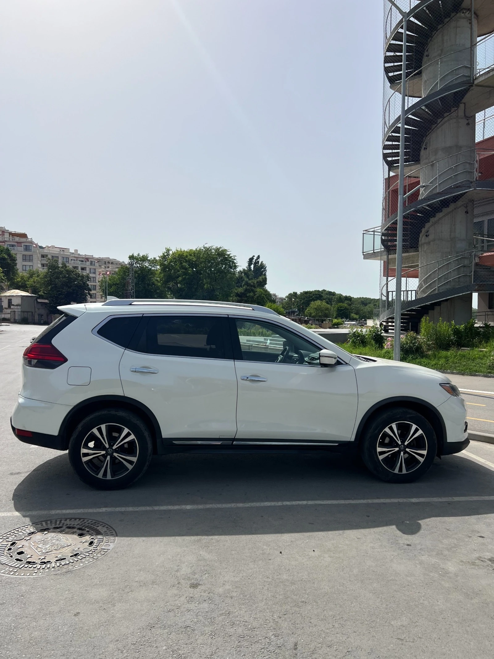 Nissan Rogue SL AWD(4* 4) - изображение 5