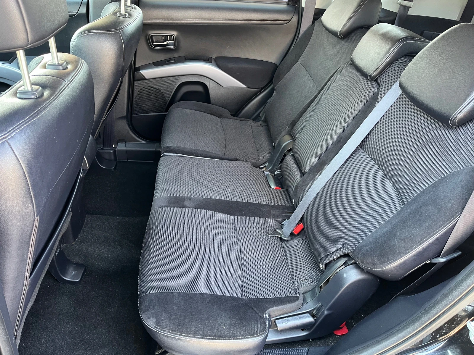 Mitsubishi Outlander 2, 2 DID.4WD - изображение 5