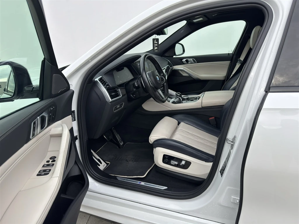 BMW X6 xDrive40i - изображение 8