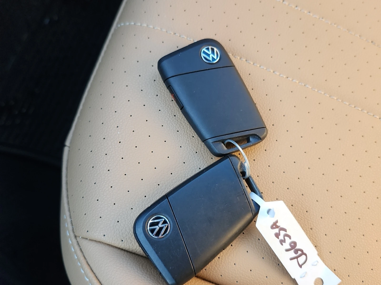 VW Tiguan 2.0L| BLACK EDITION| CARFAX| 2 �����| PANORAMA| |  | Mobile.bg � ����������� 16