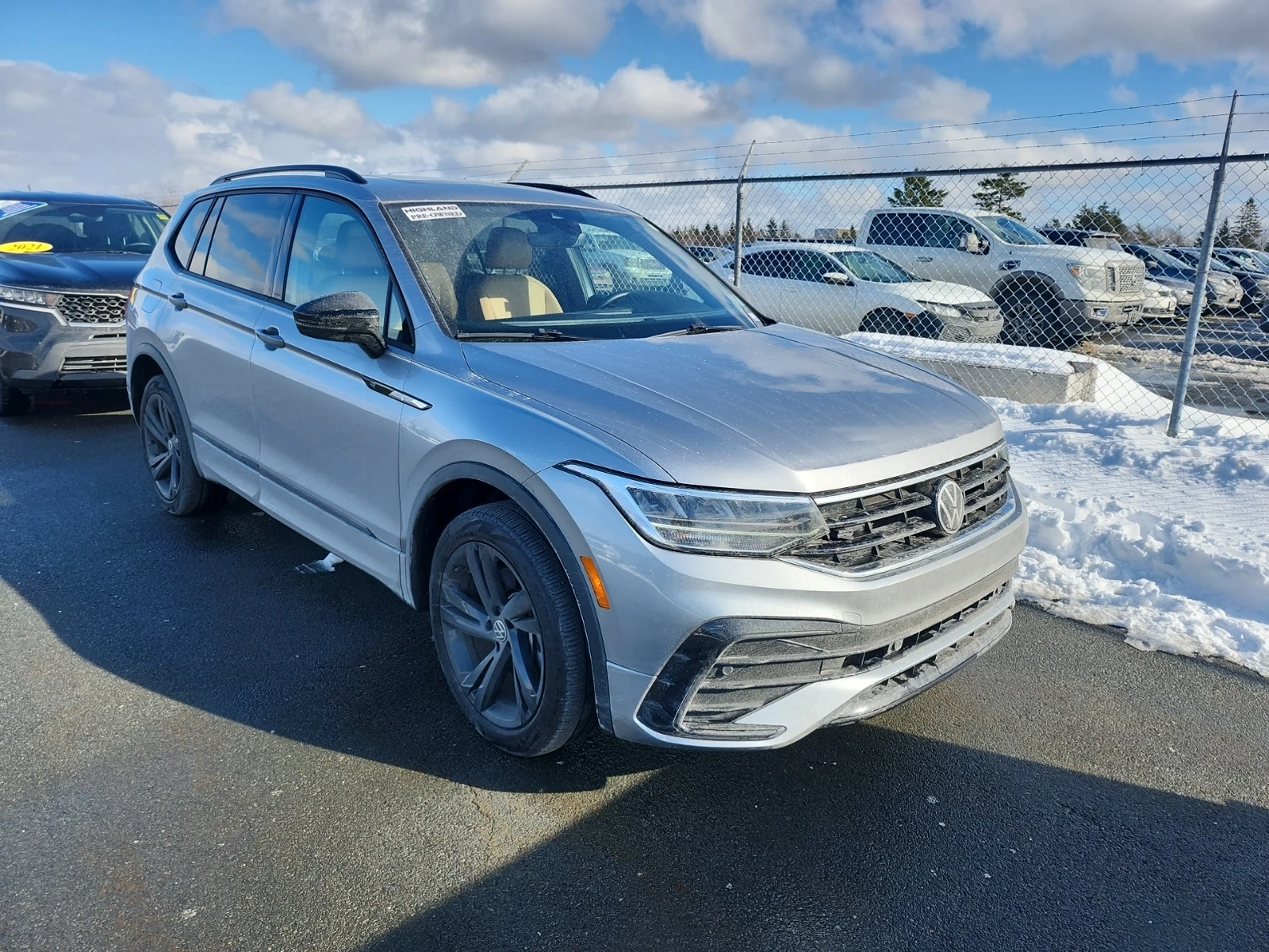 VW Tiguan 2.0L| BLACK EDITION| CARFAX| 2 КЛЮЧА| PANORAMA| |  - изображение 2