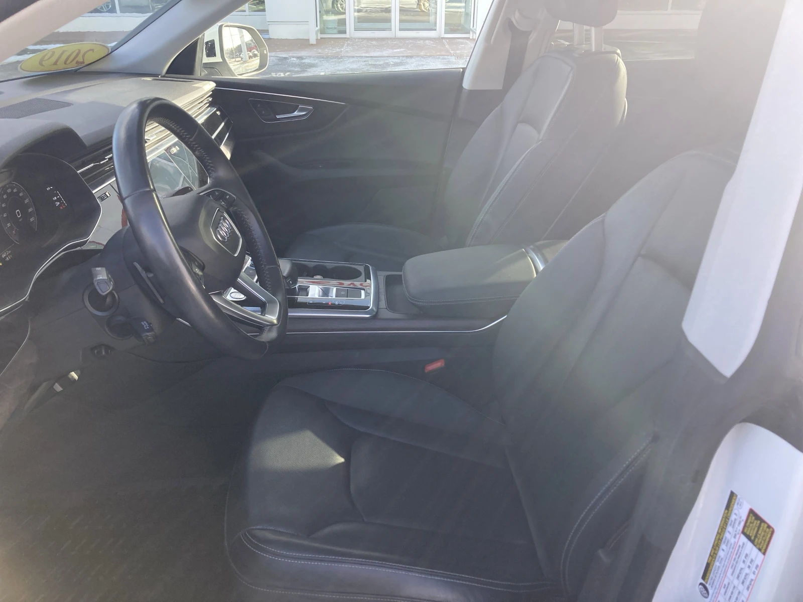 Audi Q8 PРOGRESSIVE* 8ZF* DISTRONIK* PANO* KEYLESS* МЪРТВА - изображение 10