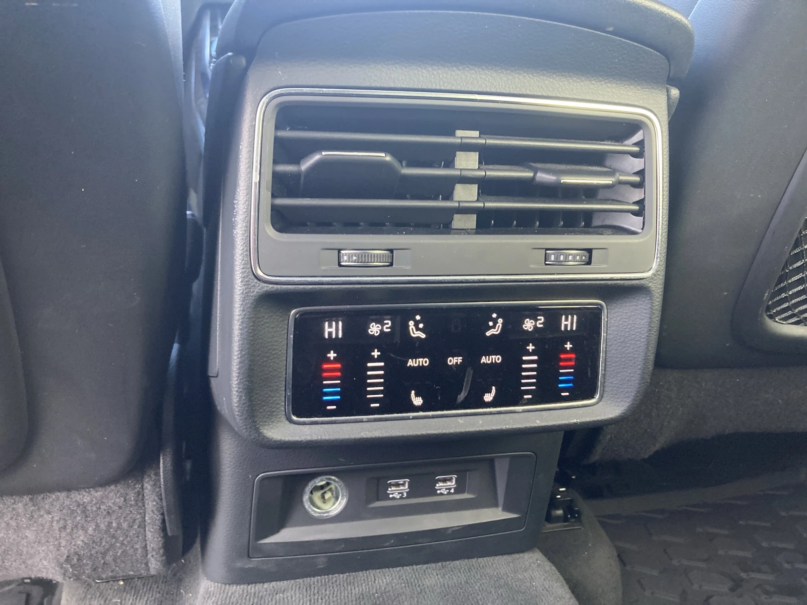 Audi Q8 P�OGRESSIVE* 8ZF* DISTRONIK* PANO* KEYLESS* ������ | Mobile.bg � ����������� 15