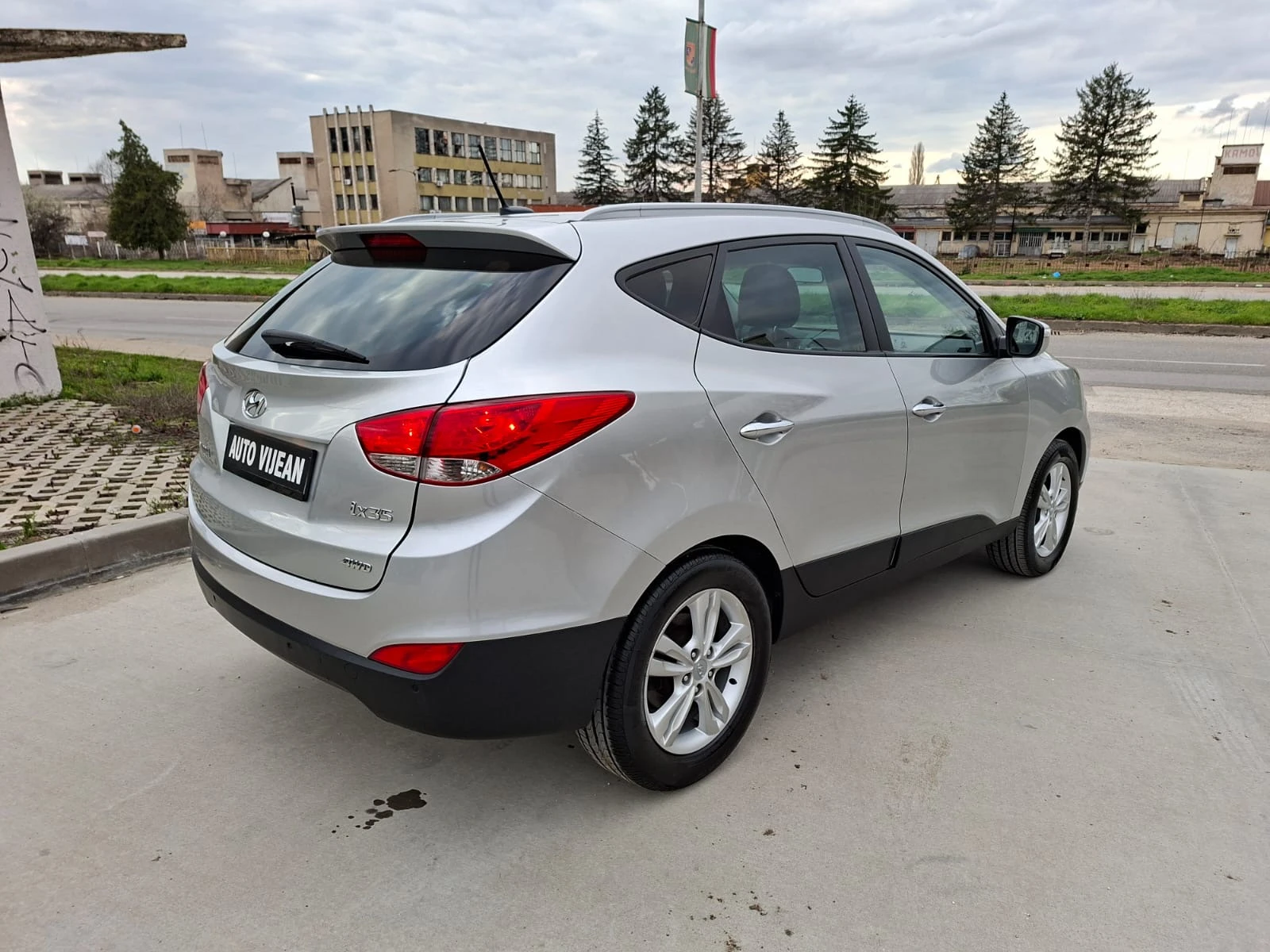 Hyundai IX35 2.0i-163кс-4х4, снимка 4 - Автомобили и джипове - 54166701