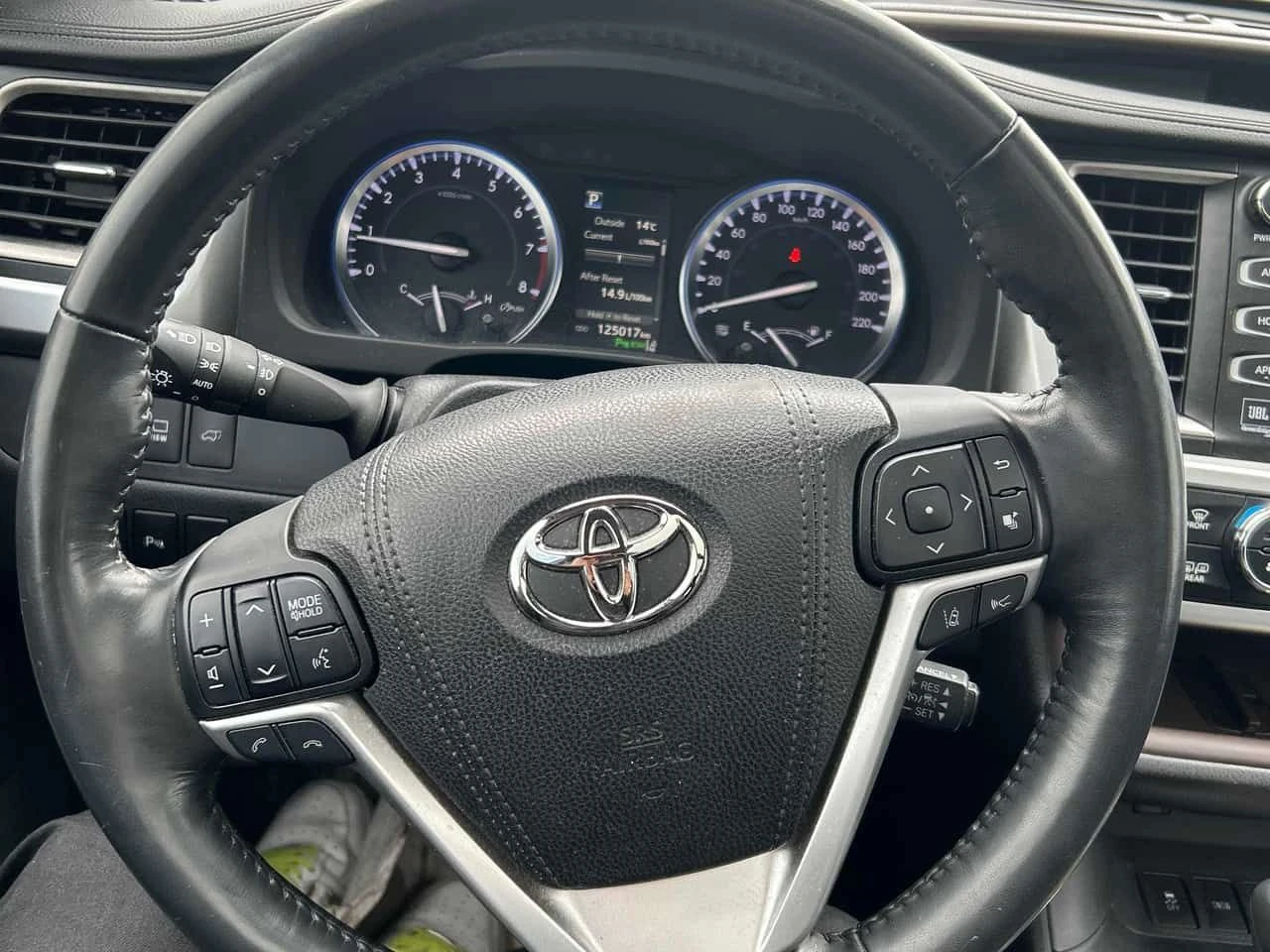 Toyota Highlander | Limited | ПАНОРАМА |  ДВА КЛЮЧА | ПОДГРЕВ | , снимка 10 - Автомобили и джипове - 54425118