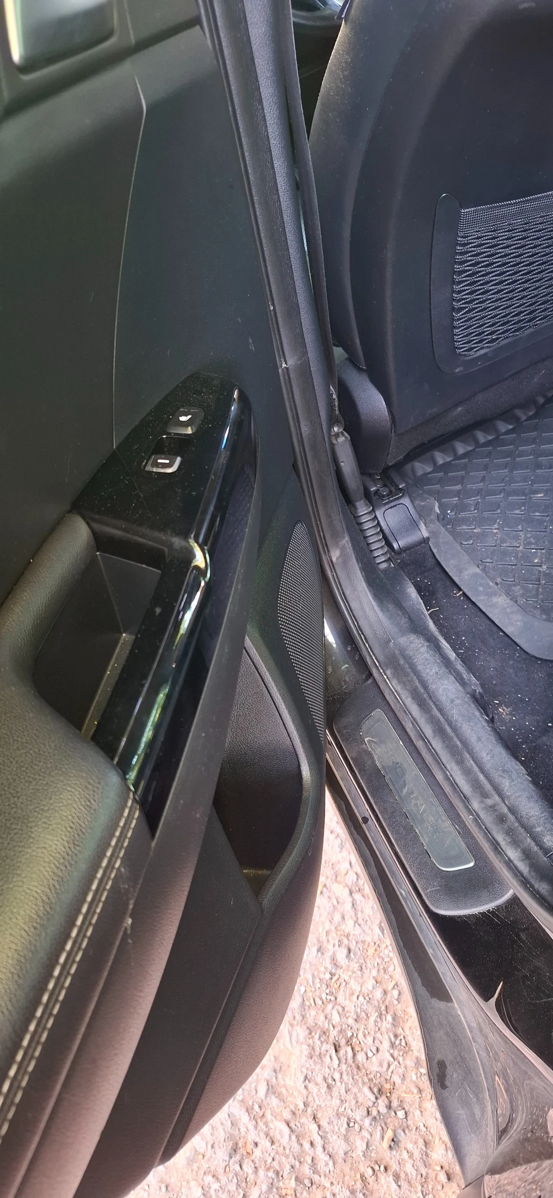 Kia Sportage 1, 7crdi, снимка 7 - Автомобили и джипове - 54681526