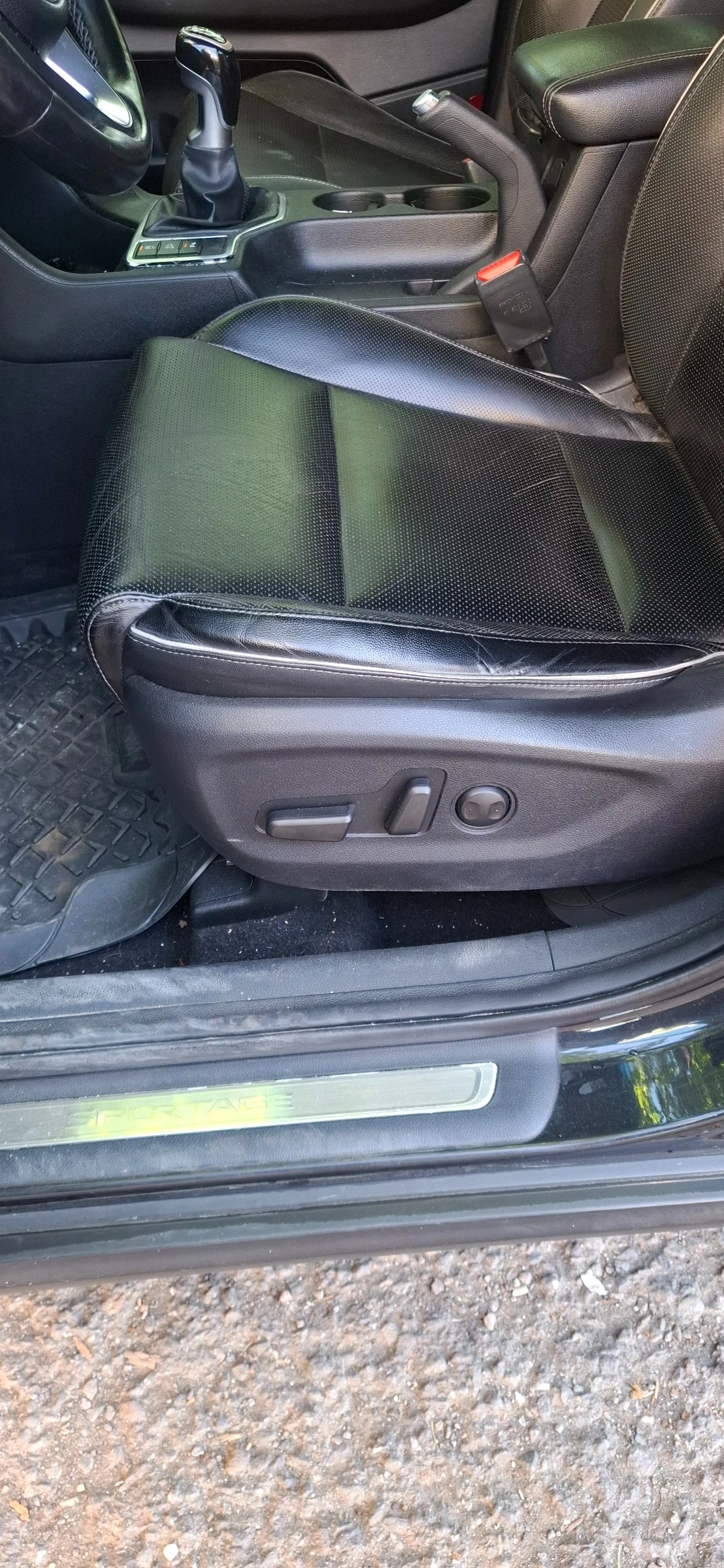 Kia Sportage 1, 7crdi, снимка 6 - Автомобили и джипове - 54681526