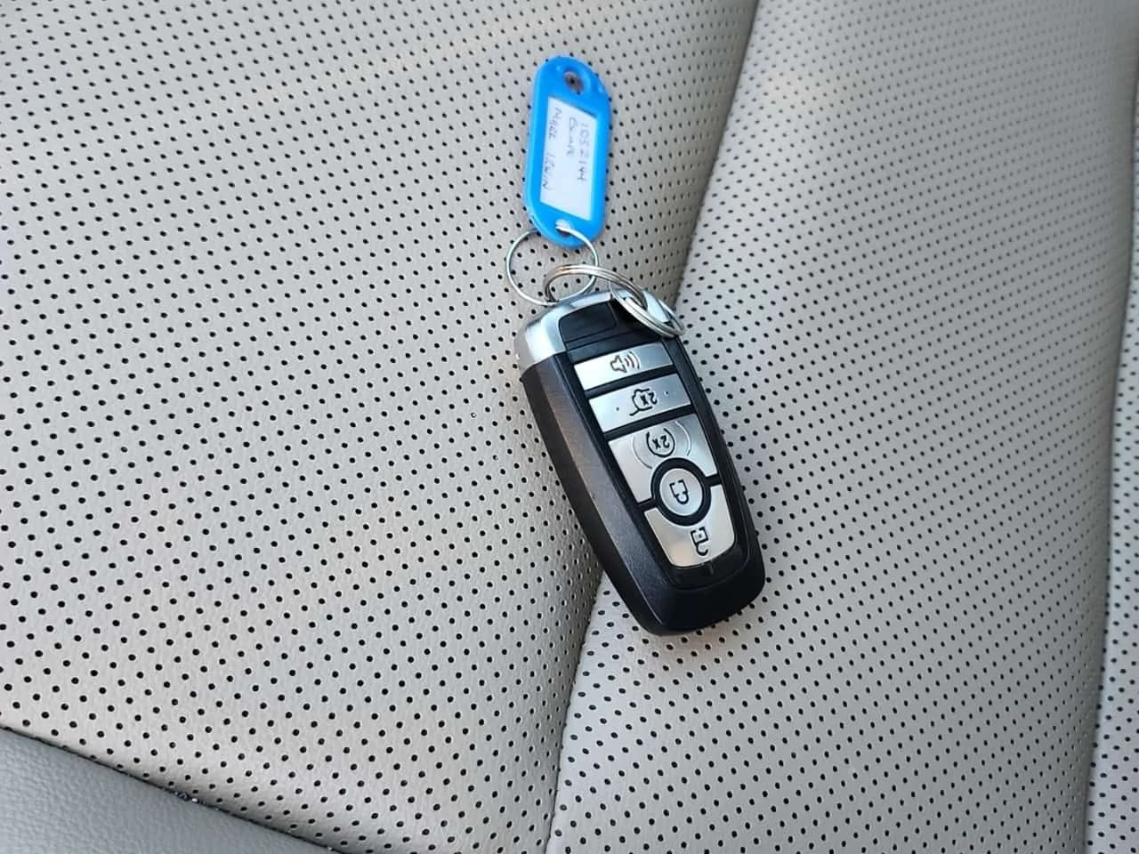 Ford Escape SEL| PANO| ��������| ������ �����|  | Mobile.bg � ����������� 17