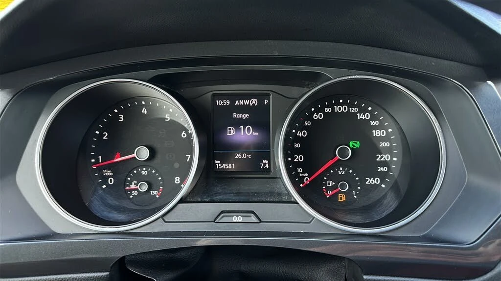 VW Tiguan Comfortline * 4МOTION * АвтоКредит (ЦЕНА ДО БГ), снимка 9 - Автомобили и джипове - 56202313