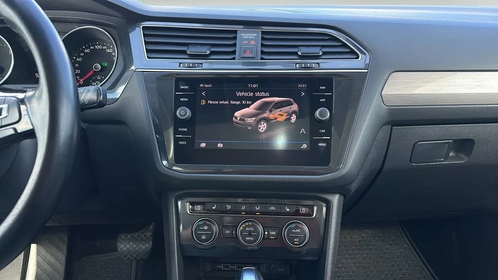 VW Tiguan Comfortline * 4МOTION * АвтоКредит (ЦЕНА ДО БГ), снимка 11 - Автомобили и джипове - 56202313