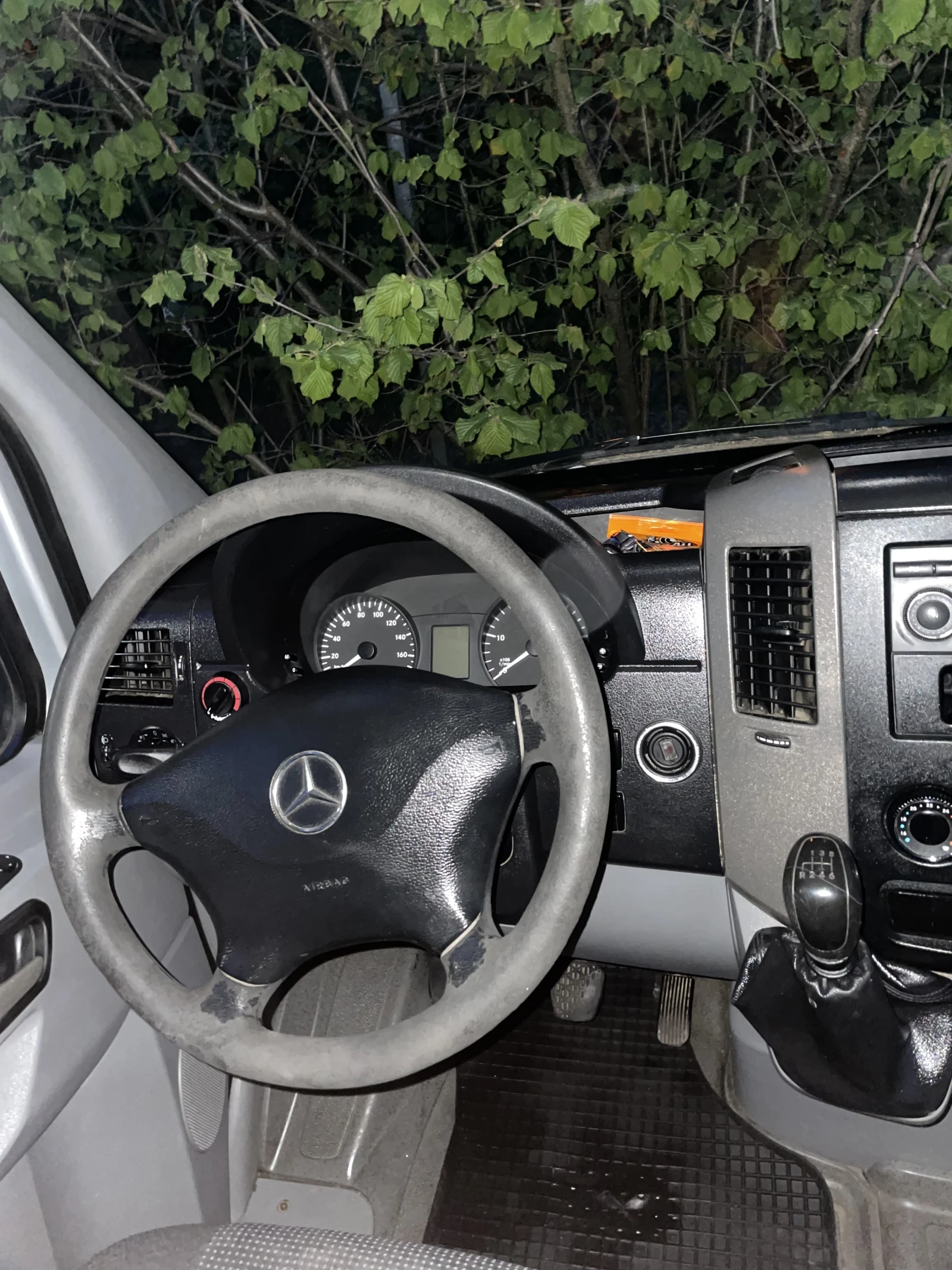 Mercedes-Benz Sprinter 313 2.2 cdi Спешно - изображение 8