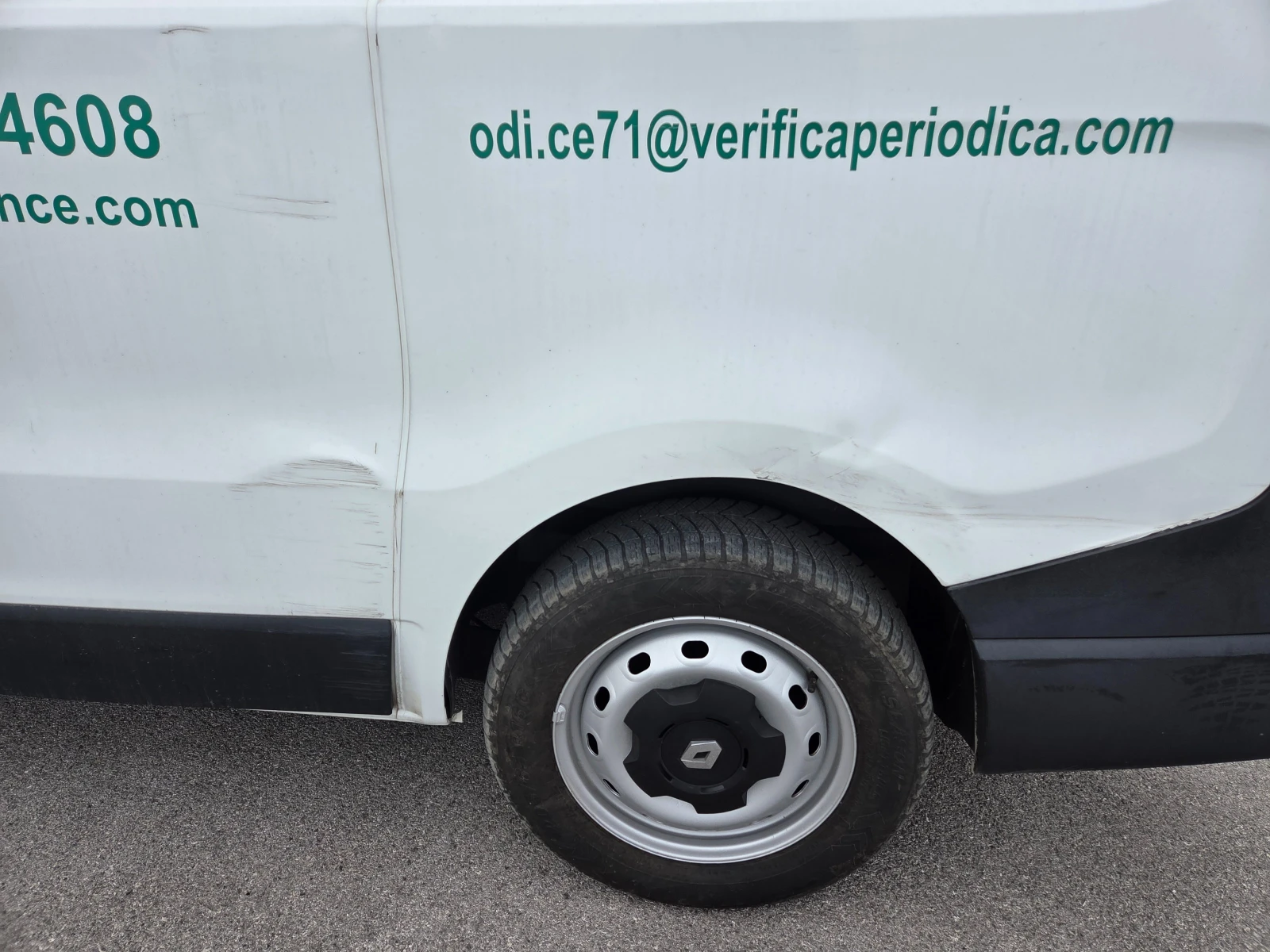 Renault Trafic 1.6dci , снимка 8 - Бусове и автобуси - 53892805