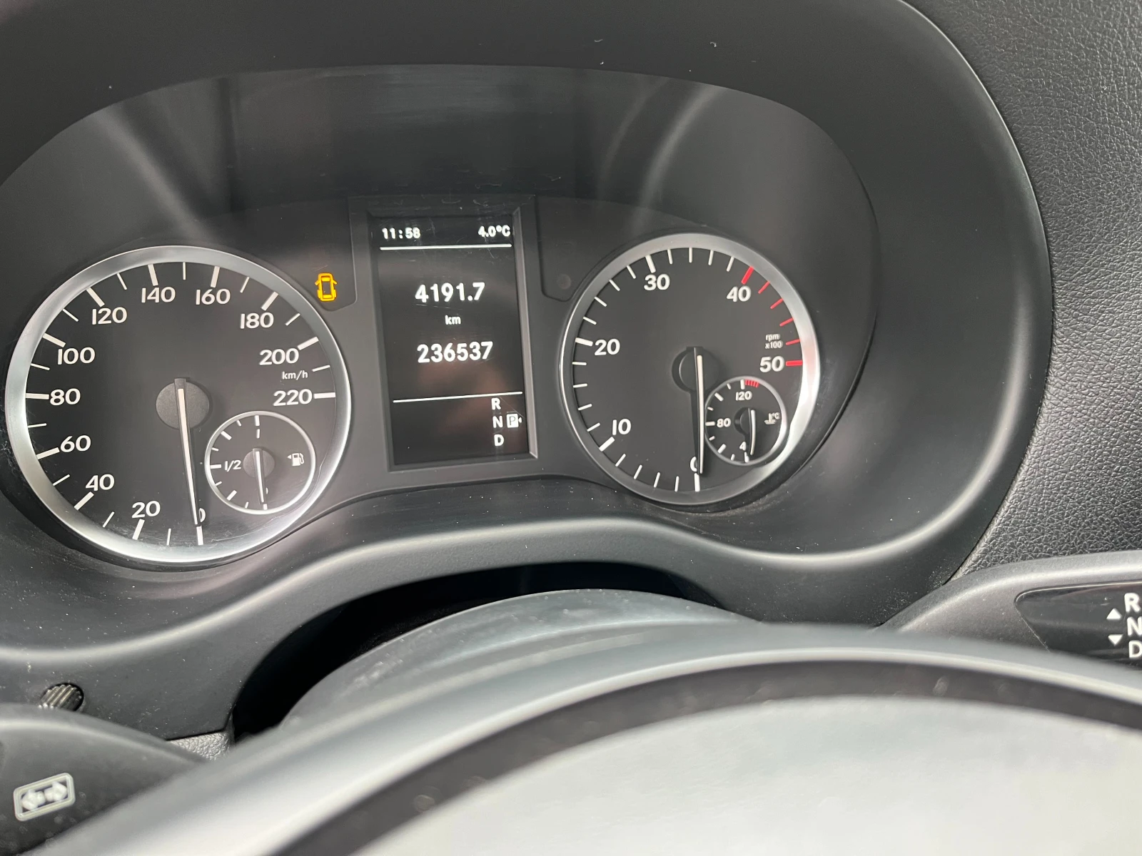 Mercedes-Benz Vito, снимка 10 - Бусове и автобуси - 54035070