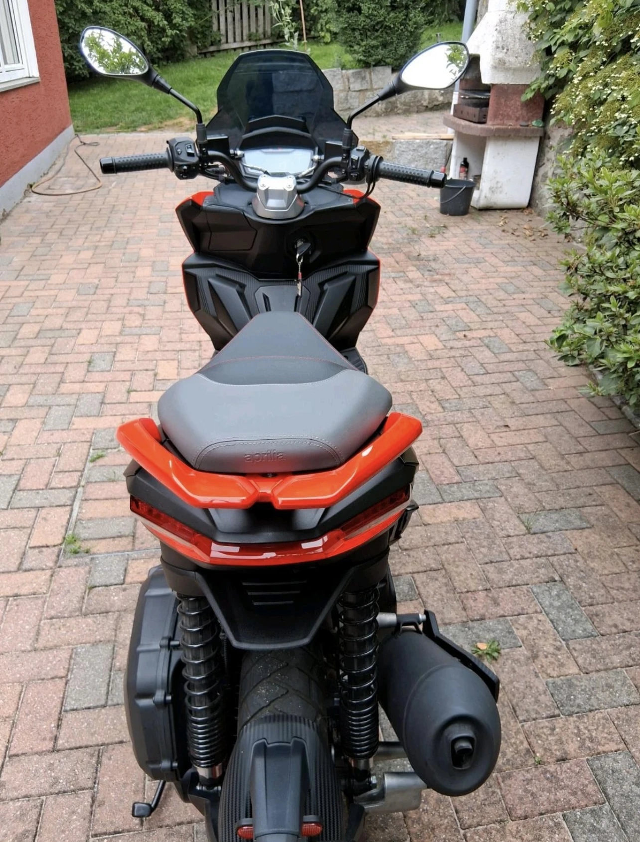 Aprilia Sr SR GT 200 - изображение 8