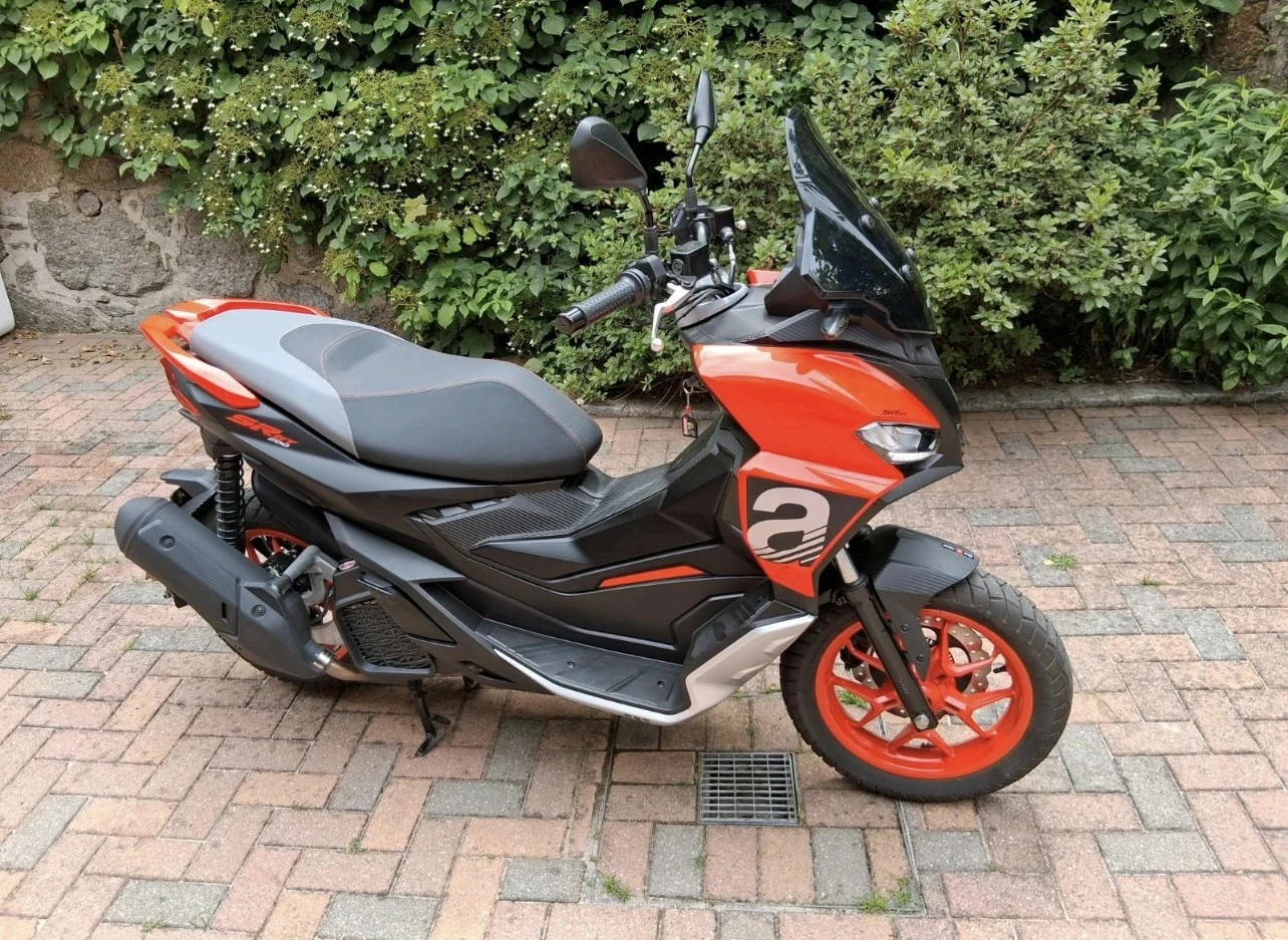 Aprilia Sr SR GT 200 - изображение 3