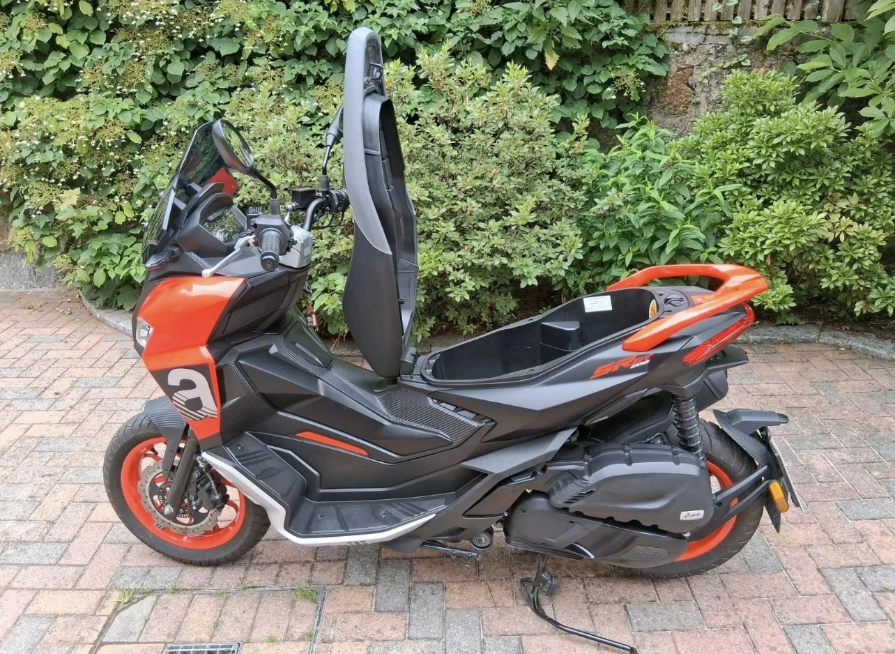 Aprilia Sr SR GT 200 - изображение 4