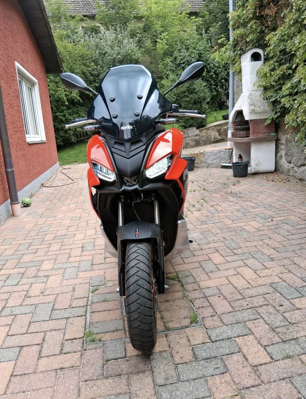 Aprilia Sr SR GT 200 - изображение 6