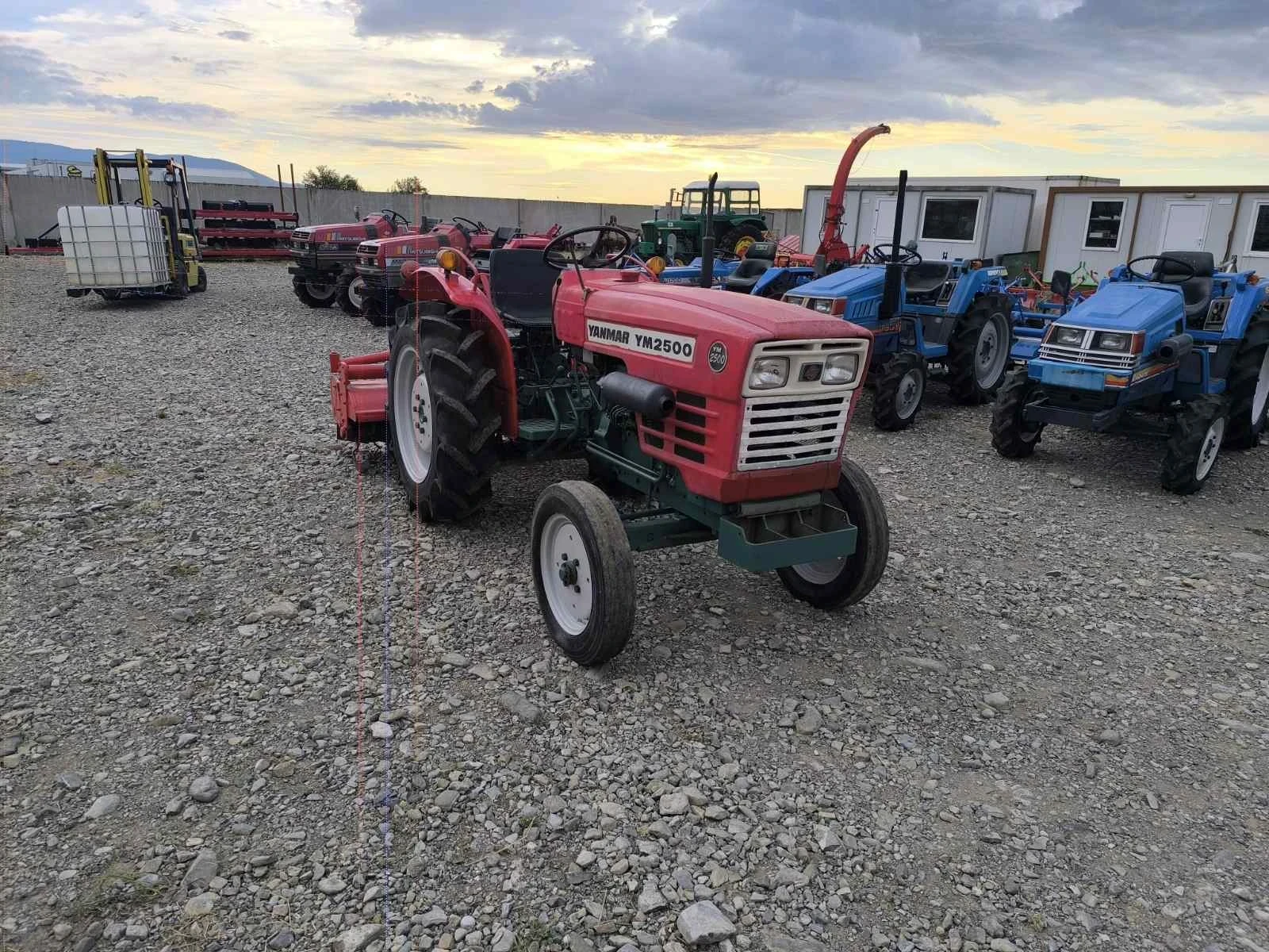 Трактор Yanmar, снимка 8 - Селскостопанска техника - 55948620