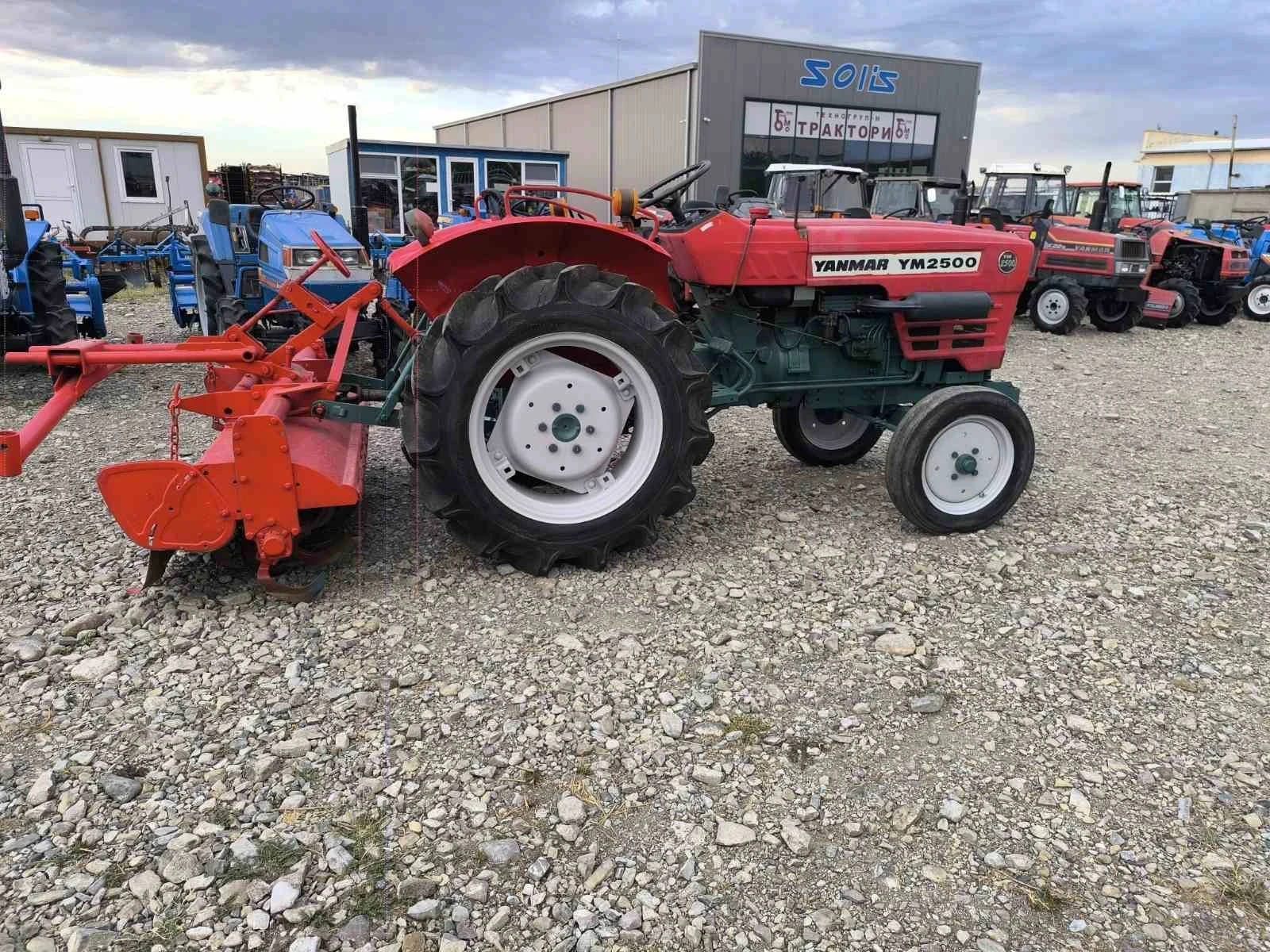 Трактор Yanmar, снимка 6 - Селскостопанска техника - 55948620