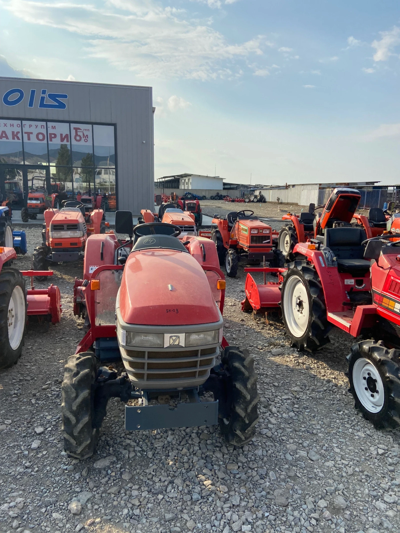 Трактор Yanmar, снимка 10 - Селскостопанска техника - 55948620