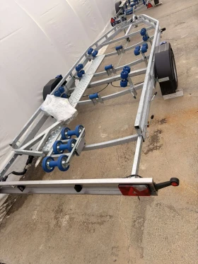 За автомобил Други NIEWIADOW за лодка до 5.80 m P1555H - до 1500 kg, снимка 3