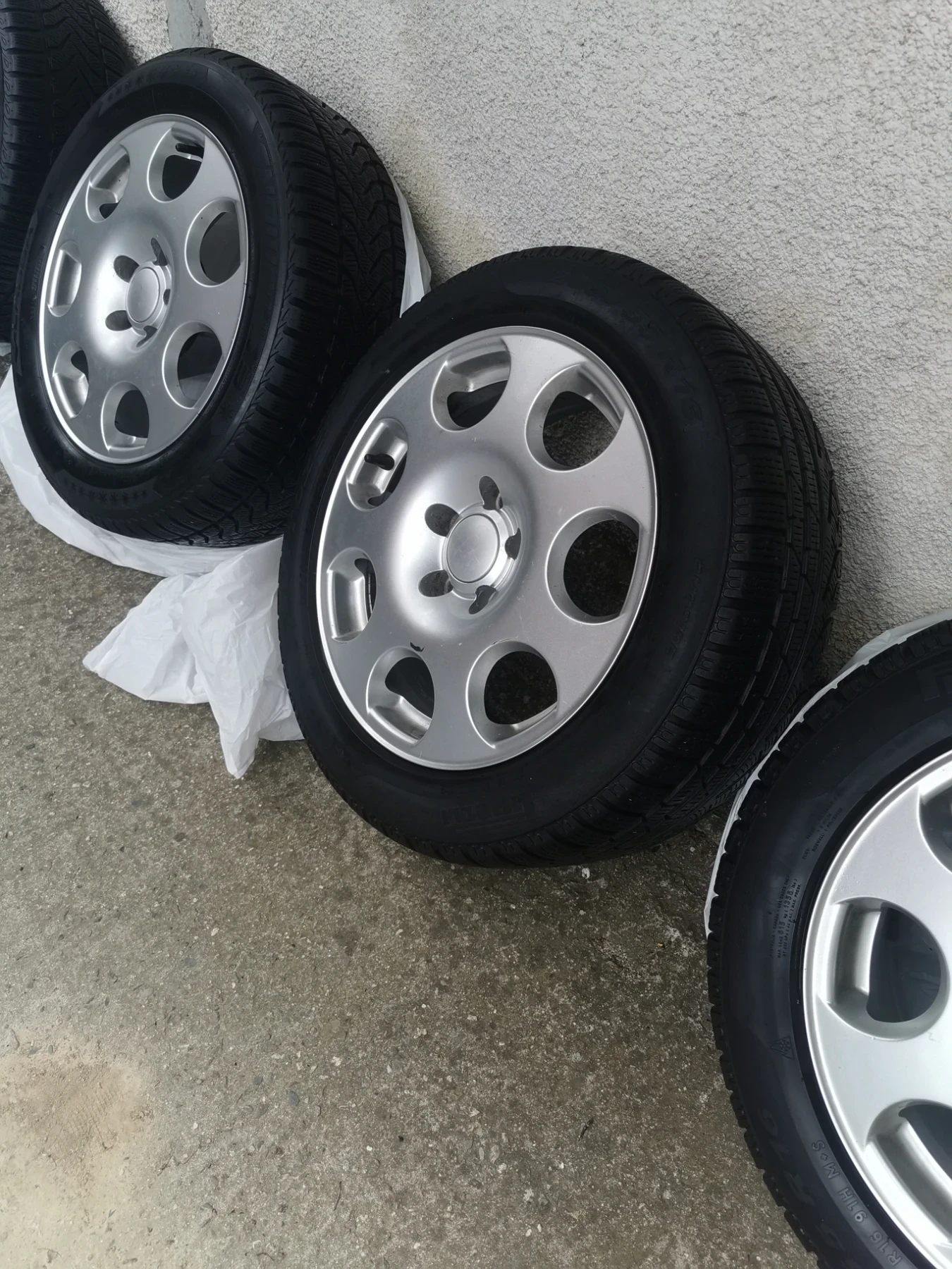 ���� � ������ 205/60R16 �� Audi A4 | Mobile.bg � ����������� 5