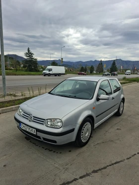 VW Golf 1.6 газ/бензин