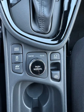 Toyota Yaris Cross HEV/4x4/BI-TONE/08.2025/����������� | Mobile.bg � ����� ������ 12